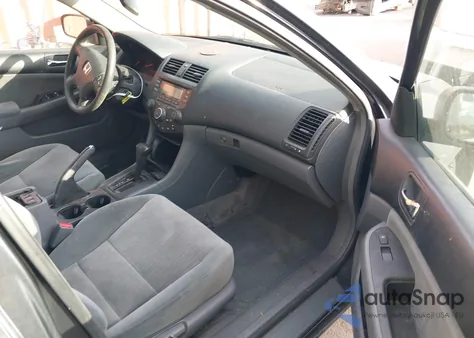 2005 Honda Accord 2.4 Lx from USA, damaged, VIN 1HGCM56455A170169